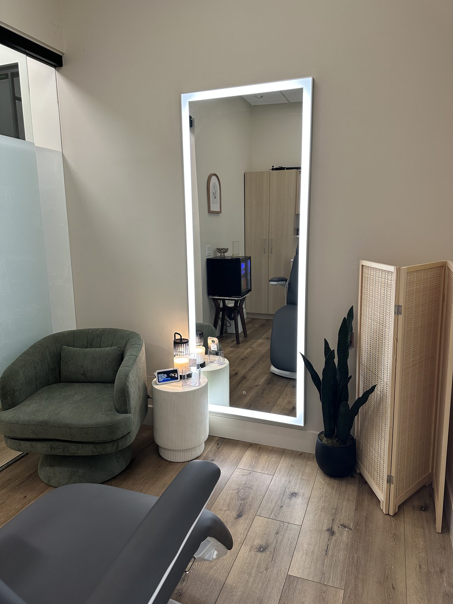 Ink Clinic paramedical tattoo studio in Modesto, CA — view 3.